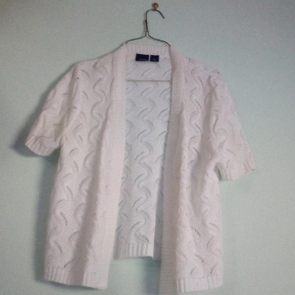 Basic Editions White Open-Front Sweater